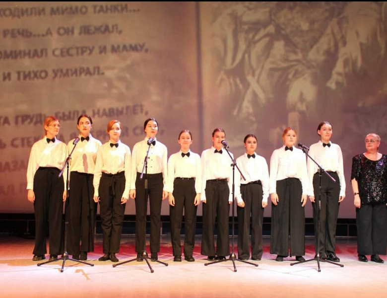 Преподаватели и студенты приняли участие в концертной программе «Звезды воинской доблести»