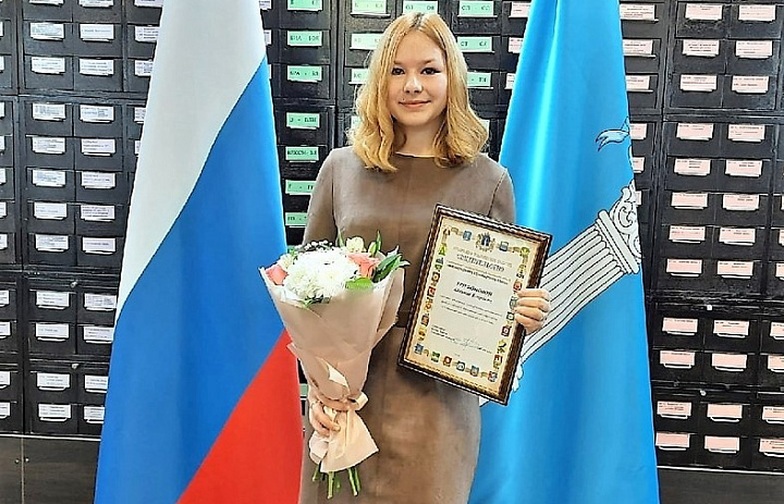 Трифонова Аделина – обладатель Губернаторской стипендии имени В.А. Клауса.